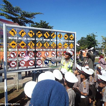 Zen Rooms Riau Natuna باندونج المظهر الخارجي الصورة